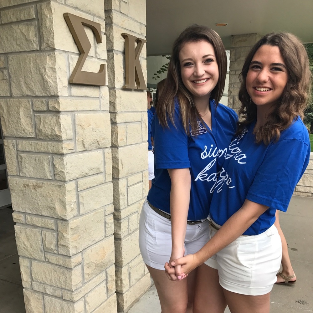 Meet your Posher, Allyson